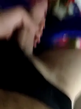 Snapshot of Yazaza1999 chatting on October 21, 7:57 pm Yazaza1999 online show from October 21, 7:57 pm