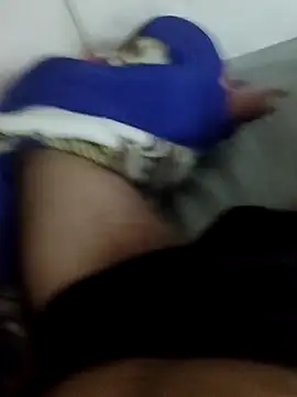 Snapshot of Yazaza1999 chatting on October 10, 10:32 pm Yazaza1999 online show from October 10, 10:32 pm