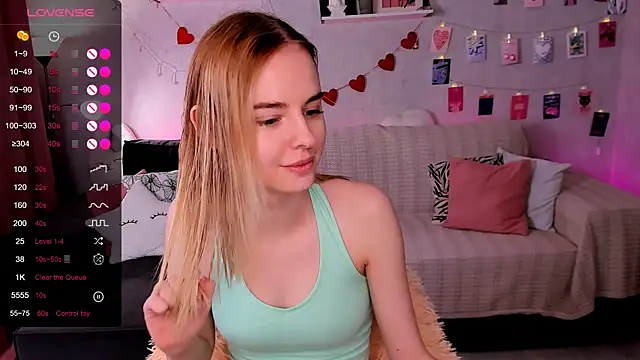 LillianShine online show from May 13, 8:43 am