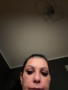 Nola Luxx-offiziell online show from March 3, 9:33 pm