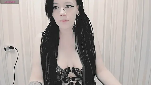 Snapshot of Polly_Jameson chatting on October 22, 7:19 am Polly Jameson online show from October 22, 7:19 am