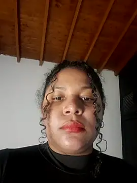 Snapshot of CAROLINNAGOMEZ chatting on October 11, 12:22 am CAROLINNAGOMEZ online show from October 11, 12:22 am