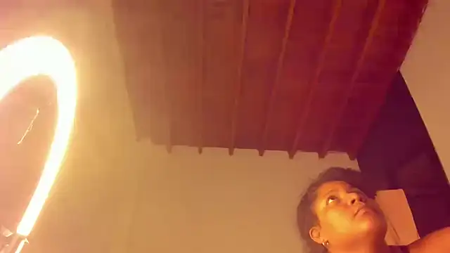 Snapshot of CAROLINNAGOMEZ chatting on November 8, 2:48 am CAROLINNAGOMEZ online show from November 8, 2:48 am