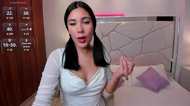 amara foxx online show from November 6, 11:36 am