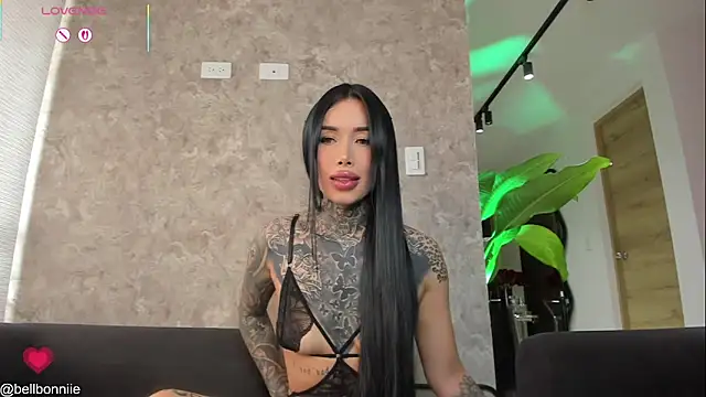 belllbonniie online show from February 4, 7:42 pm