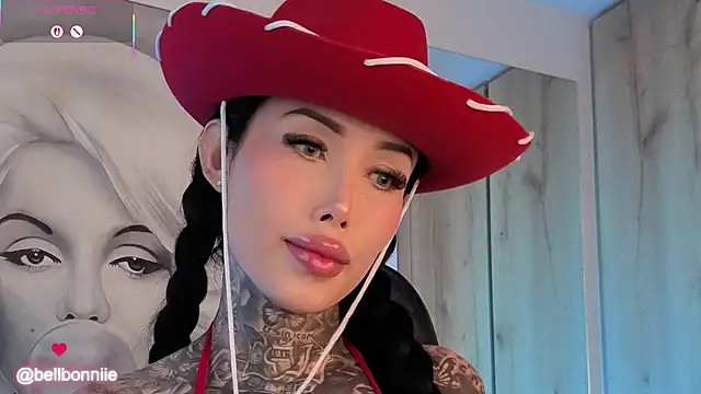 Snapshot of belllbonniie chatting on October 12, 8:54 pm belllbonniie online show from October 12, 8:54 pm