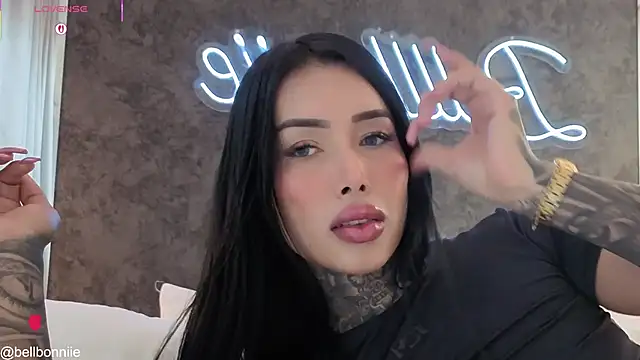 belllbonniie online show from May 18, 11:31 pm
