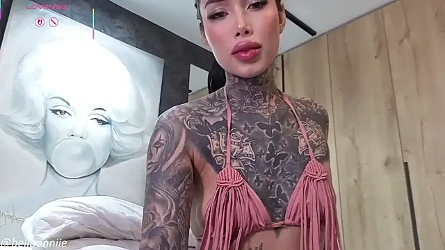 belllbonniie online show from January 11, 6:48 pm