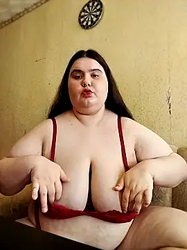 Vllada Brattz online show from May 6, 1:15 pm