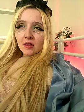 Milana Key online show from December 14, 2:33 pm