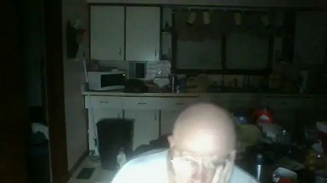 Snapshot of mapsterdaman chatting on July 6, 8:21 am mapsterdaman online show from July 6, 8:21 am