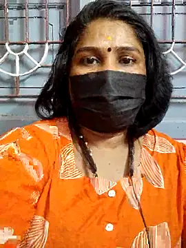 Snapshot of Tamil_Azhaghi25 chatting on June 27, 2:56 pm Tamil Azhaghi25 online show from June 27, 2:56 pm