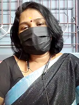 Snapshot of Tamil_Azhaghi25 chatting on June 22, 6:16 pm Tamil Azhaghi25 online show from June 22, 6:16 pm