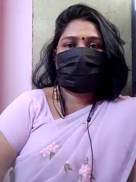 Snapshot of Tamil_Azhaghi25 chatting on June 20, 6:51 am Tamil Azhaghi25 online show from June 20, 6:51 am