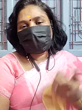 Snapshot of Tamil_Azhaghi25 chatting on May 31, 6:09 pm Tamil Azhaghi25 online show from May 31, 6:09 pm
