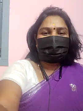 Snapshot of Tamil_Azhaghi25 chatting on June 7, 5:29 pm Tamil Azhaghi25 online show from June 7, 5:29 pm