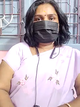 Snapshot of Tamil_Azhaghi25 chatting on May 20, 5:54 pm Tamil Azhaghi25 online show from May 20, 5:54 pm