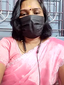 Snapshot of Tamil_Azhaghi25 chatting on June 14, 6:09 pm Tamil Azhaghi25 online show from June 14, 6:09 pm