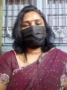 Snapshot of Tamil_Azhaghi25 chatting on June 16, 6:30 pm Tamil Azhaghi25 online show from June 16, 6:30 pm