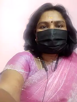 Snapshot of Tamil_Azhaghi25 chatting on June 6, 5:29 pm Tamil Azhaghi25 online show from June 6, 5:29 pm