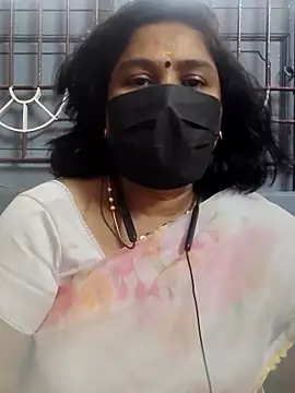 Snapshot of Tamil_Azhaghi25 chatting on June 12, 11:30 am Tamil Azhaghi25 online show from June 12, 11:30 am