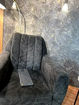 Tayler Kim online show from October 24, 7:13 pm