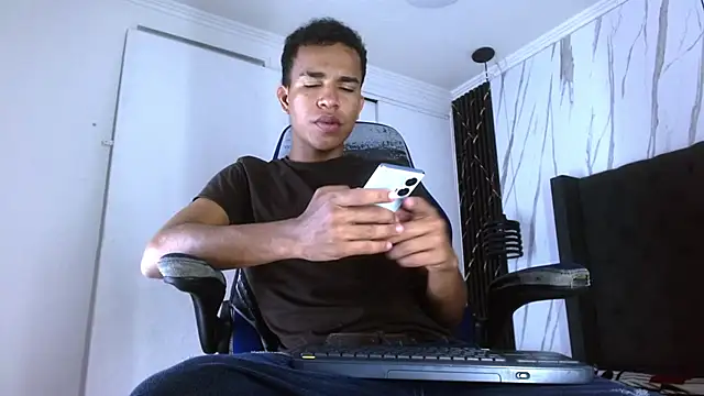 aston xvera online show from October 21, 3:50 am