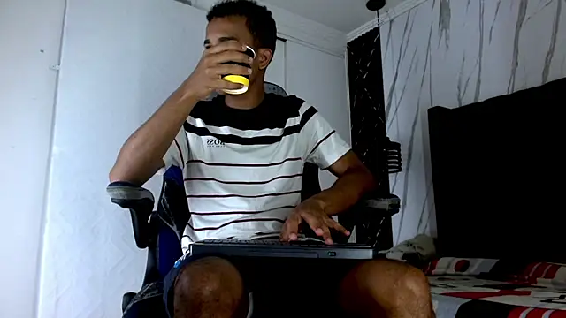 aston xvera online show from October 23, 3:27 am