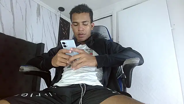 aston xvera online show from October 25, 3:28 am