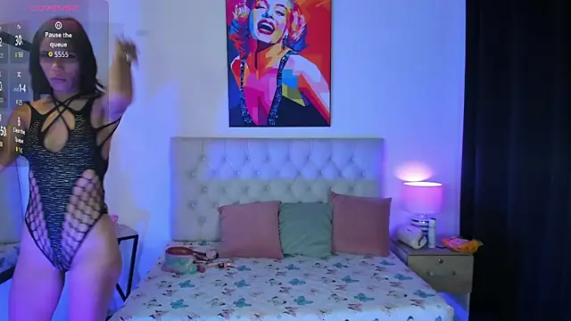 Snapshot of dulce_fresa_ chatting on November 15, 4:33 pm dulce fresa online show from November 15, 4:33 pm