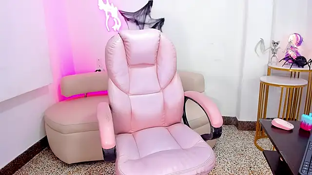 Miss Francheska online show from October 20, 11:44 am