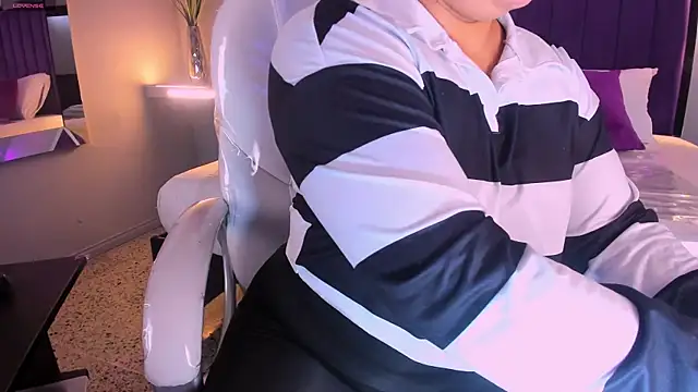 Miss Francheska online show from March 6, 12:33 pm