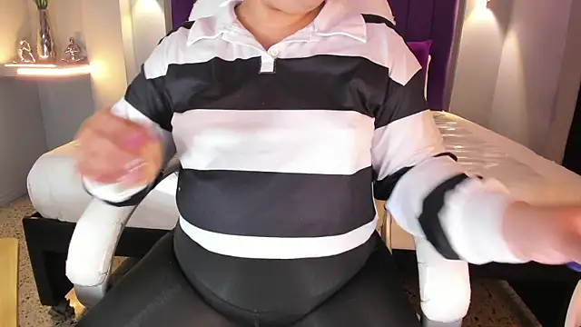 Miss Francheska online show from April 16, 12:28 pm