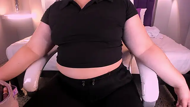 Miss Francheska online show from February 25, 12:05 pm