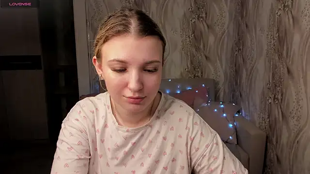 MilinaMorris online show from June 4, 2:44 pm
