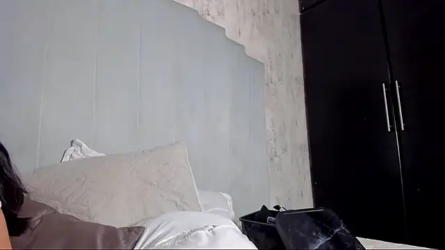 Snapshot of shanty_cole chatting on June 27, 11:49 am shanty cole online show from June 27, 11:49 am