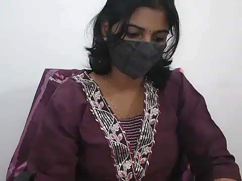 Snapshot of Hott_Noor chatting on October 14, 3:45 pm Hott Noor online show from October 14, 3:45 pm