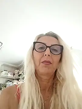 Snapshot of _sexyBLONDE46_ chatting on June 12, 10:57 am sexyBLONDE46 online show from June 12, 10:57 am