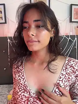 Im Lyan online show from October 17, 3:47 pm