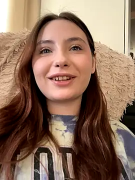 Snapshot of lilly_royse chatting on October 3, 6:15 am lilly royse online show from October 3, 6:15 am