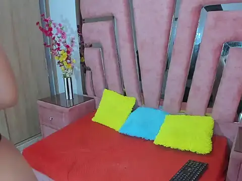 MaraKarly online show from March 18, 7:26 pm