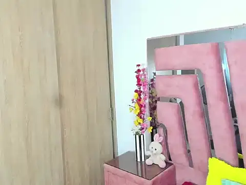 MaraKarly online show from November 18, 7:17 pm