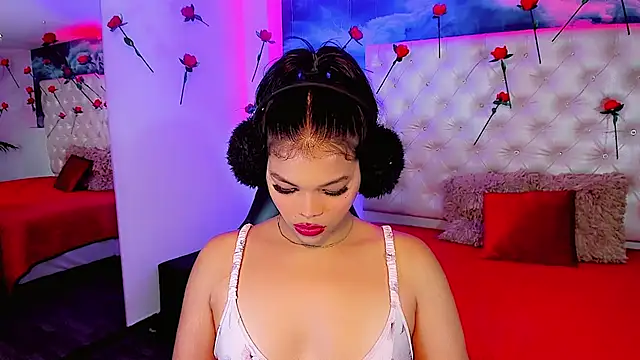 Valeria Swett  online show from February 17, 9:01 pm