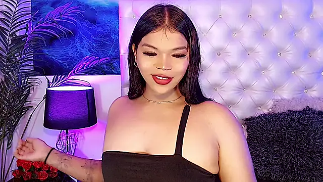 Valeria Swett  online show from March 10, 8:02 pm