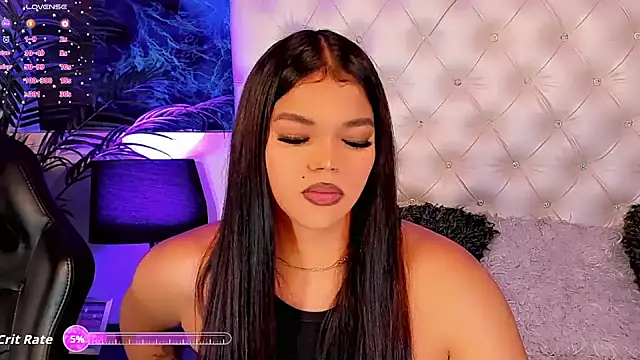 Valeria Swett  online show from April 4, 8:48 pm