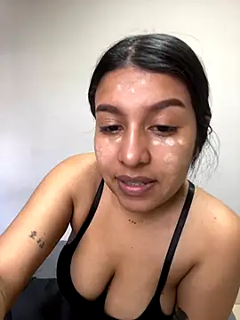  Chloe Smith online show from October 18, 3:14 pm