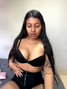  Chloe Smith online show from November 8, 4:43 pm