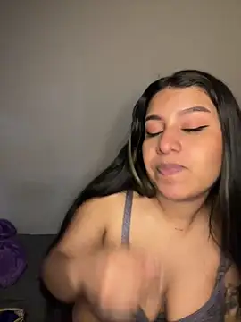  Chloe Smith online show from February 16, 6:28 pm