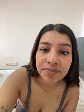  Chloe Smith online show from February 19, 5:21 pm