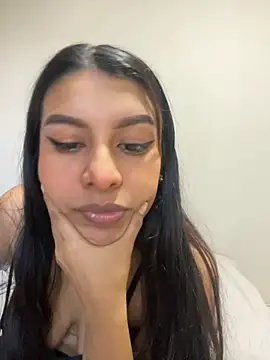  Chloe Smith online show from September 23, 1:07 pm